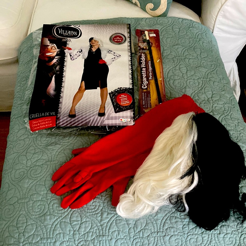 Cruella costume